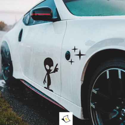 Стикер за кола Извънземно