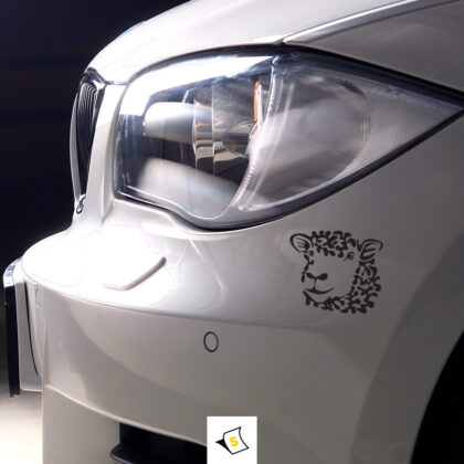 Стикер за кола - Усмихната овца