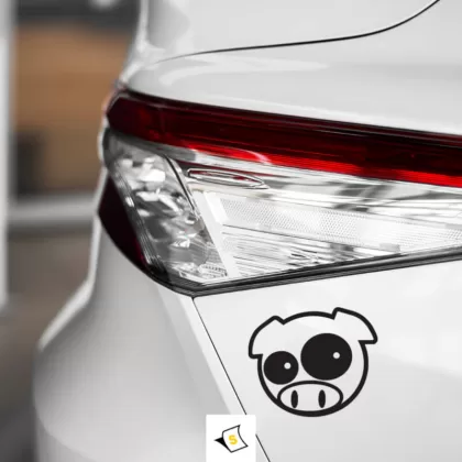 Стикер за кола - Талисман лудо прасе