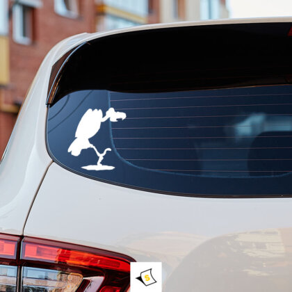 Стикер за кола - Мощен Лешояд Изработен от устойчиви материали, с ярки цветове и детайлна графика, идеален за любители на дивата природа.