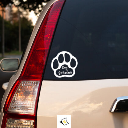 Стикер за кола - Куче баба Ярки цветове и весела графика, идеален за собственици на кучета, които искат да добавят щипка хумор и личен стил на своя автомобил.