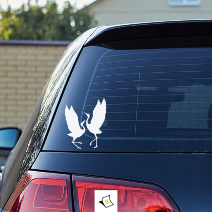 Стикер за кола - Двойка Птици Стикер за кола - Двойка птици, символизиращи любов и партньорство. Идеален за романтици и любители на природата, този стикер добавя уникален чар и индивидуалност на вашия автомобил.