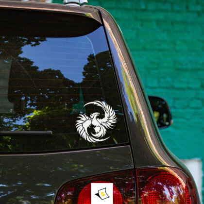 Стикер за кола - Разперен Феникс Стикер за кола с изображение на разперен феникс, символизиращ ново начало и сила. Дизайнът включва ярки цветове и детайлни елементи, които придават динамичност и изразителност. Изработен от устойчиви материали, този стикер е перфектен за добавяне на оригиналност и индивидуалност към вашия автомобил.