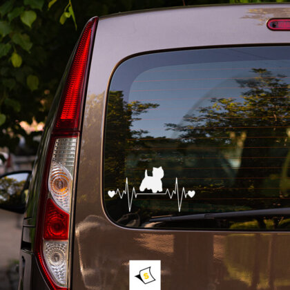 Стикер за кола 'Йоркширски Териер Любов' - стилен и секси аксесоар, който показва вашата привързаност към любимата порода. С уникален и цветен дизайн, стикерът е изработен от висококачествени, устойчиви на атмосферни условия материали. Идеален за всеки автомобил, този стикер е чудесен начин да демонстрирате любовта си към йоркширските териери и да добавите индивидуалност на вашето превозно средство.