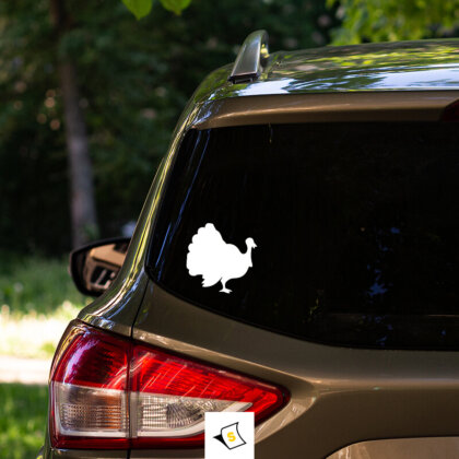Стикер за кола - Красив Паун Стикер за кола с изображение на красив паун, символ на грация и великолепие. Идеален за добавяне на стил и уникалност на вашия автомобил. Изработен от висококачествени материали, устойчиви на климатични условия.