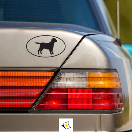 Стикер за кола - Лабрадор, с ярък и забавен дизайн, идеален за феновете на породата. Перфектен начин да изразите любовта си към тези дружелюбни и игриви компаньони.