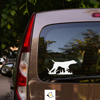 Стикер за кола - Ловджийско куче Стикер за кола "Ловджийско куче" - дизайн, изобразяващ ловно куче в динамична поза, символизираща приключенския дух. Идеален за запалени ловци и любители на природата, изработен от водо- и UV-устойчиви материали. Лесен за нанасяне върху всякакви повърхности, стикерът добавя индивидуалност на автомобила и подчертава страстта към лов и животни.