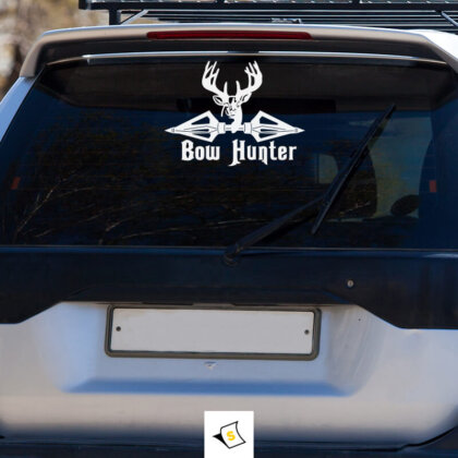 Стикер за кола - Ловец с лък стилен и динамичен дизайн, идеален за ценителите на природата и приключенията. Изработен от висококачествени водоустойчиви материали, стикерът е подходящ за всякакви метеорологични условия и осигурява дълготрайност, символизиращ страстта към откритите пространства и традиционния лов. Перфектен за изразяване на индивидуалност и приключенски дух!