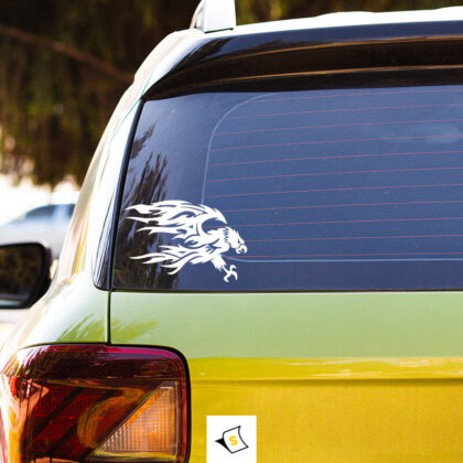 Стикер за кола - Летящ Дракон Стикер с летящ дракон, олицетворяващ сила и магия, придаващ страхотен вид на вашето возило.