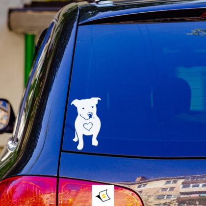 Стикер за кола - Аз Обичам Питбули! , изразяващ любовта и отдадеността към породата питбул.