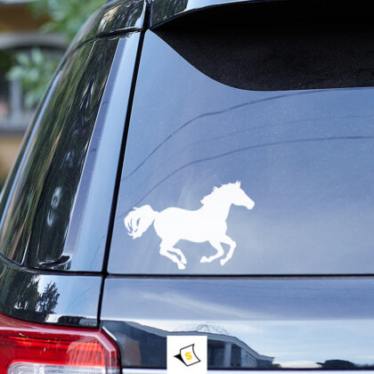 Стикер за кола - Бягащ Кон Стикер за кола с изображение на бягащ кон, изразяващ сила, грация и свобода.