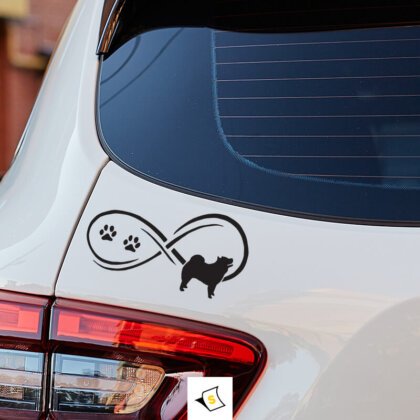 Стикер за кола - Куче Чау - Чау Лапичка Стикер за кола с лапичка и куче Чау - Чау. Идеален за настоящи или бъдещи собственици на Чау-Чау, този стикер придава уникален вид на вашето превозно средство и показва вашата любов към породата. Изработен от качествени и устойчиви материали, стикерът е лесен за нанасяне и добавя индивидуалност на всяка кола.